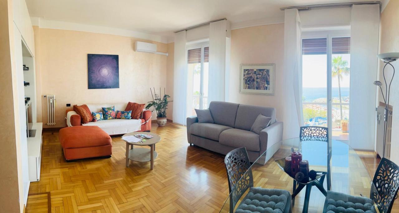 Brezza Di Mare Imperia Exterior foto
